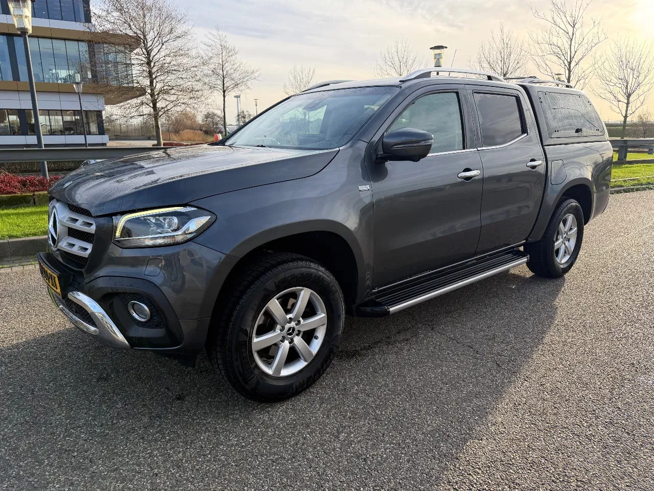 Hoofdafbeelding Mercedes-Benz X-Klasse