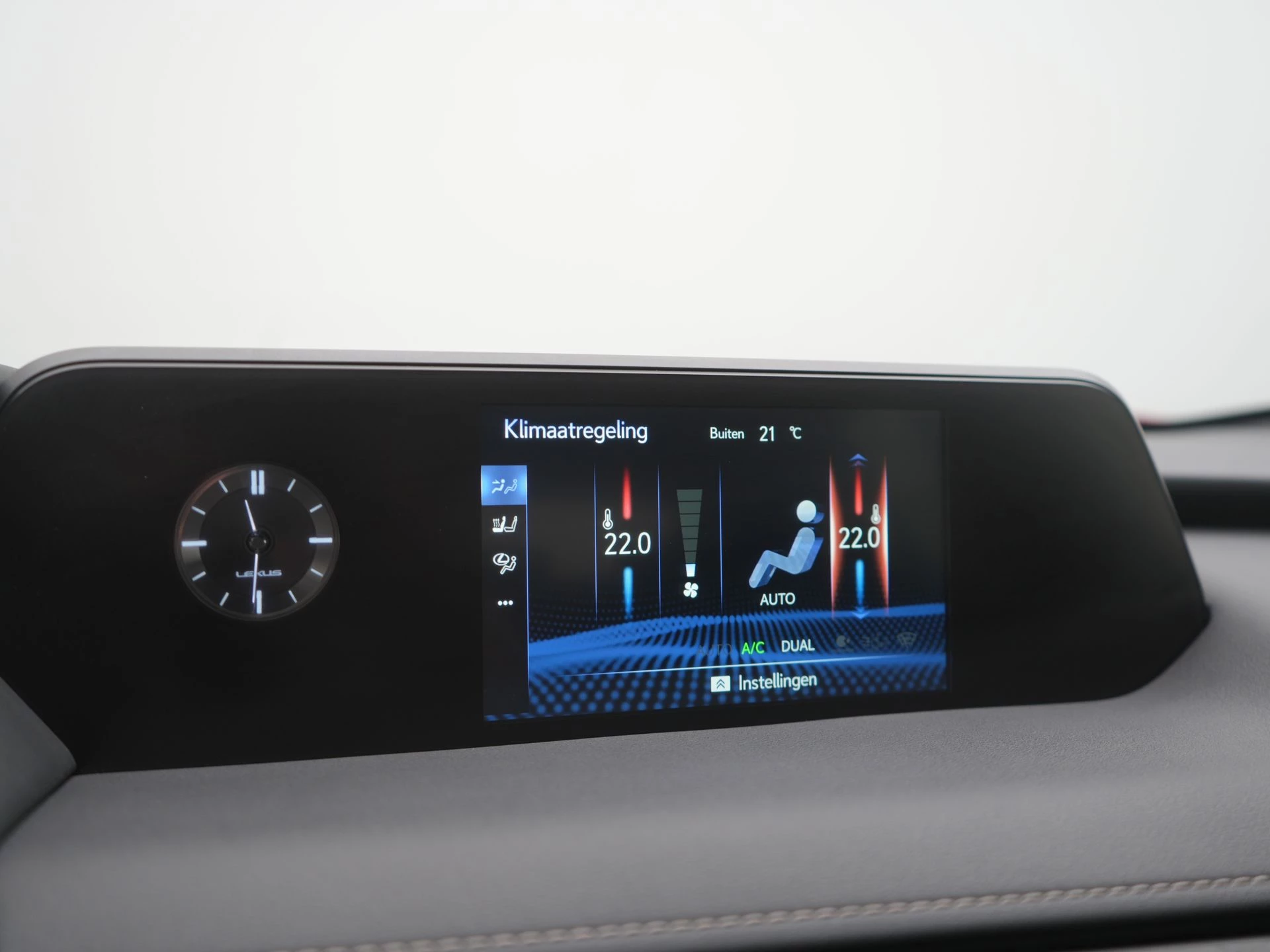 Hoofdafbeelding Lexus UX