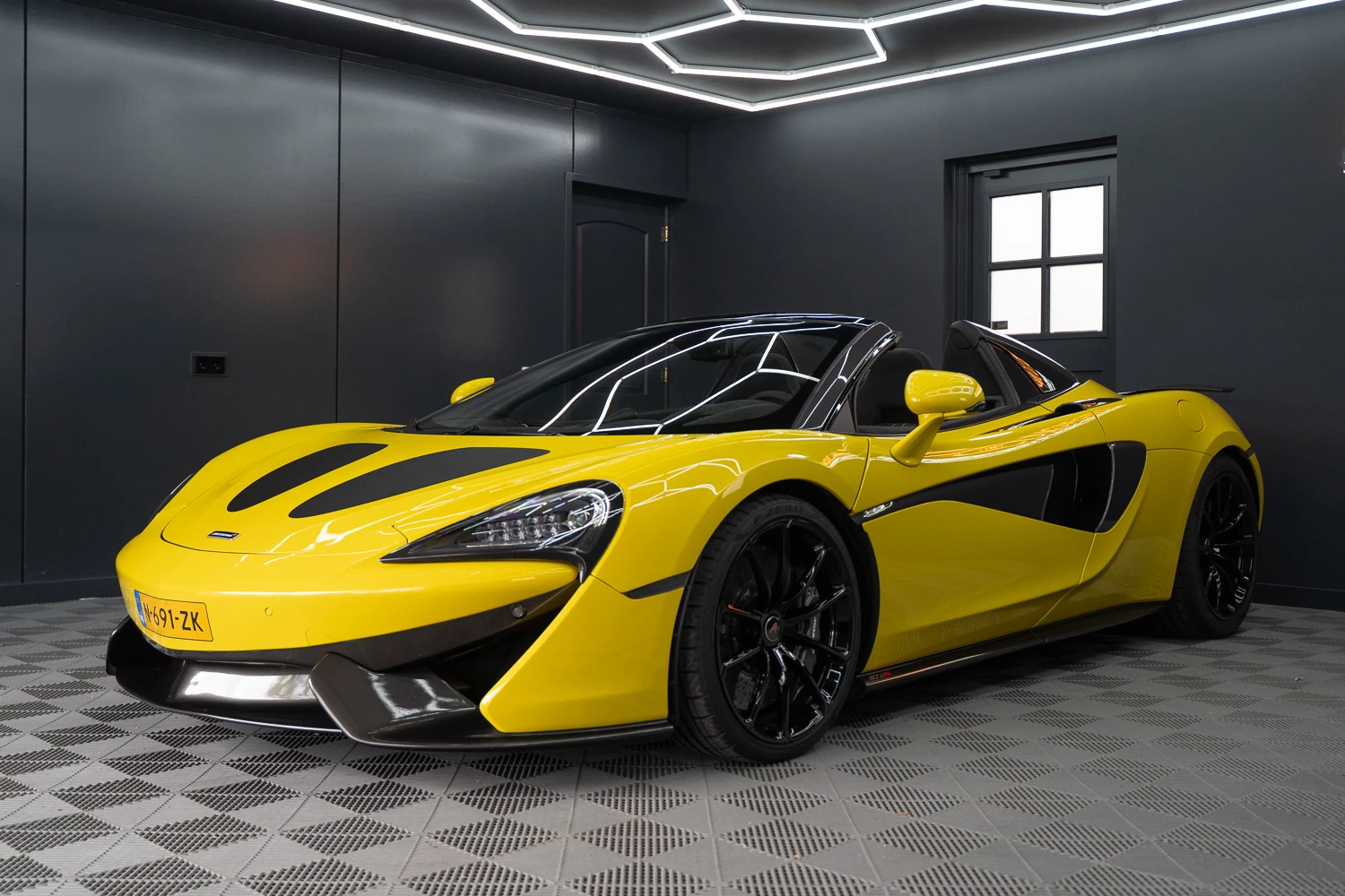 Hoofdafbeelding McLaren 570S