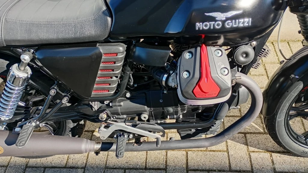 Hoofdafbeelding Moto Guzzi V7