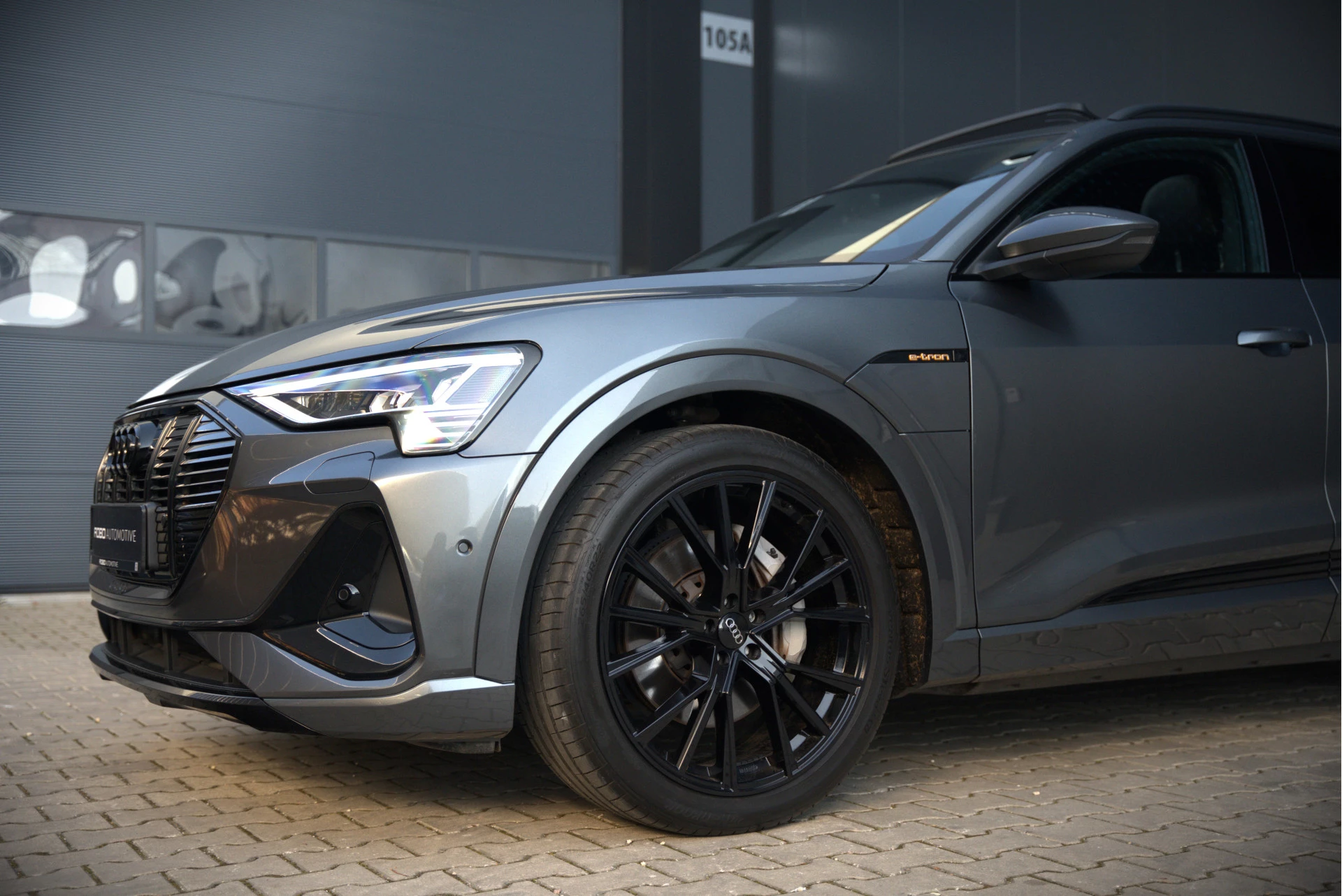 Hoofdafbeelding Audi e-tron