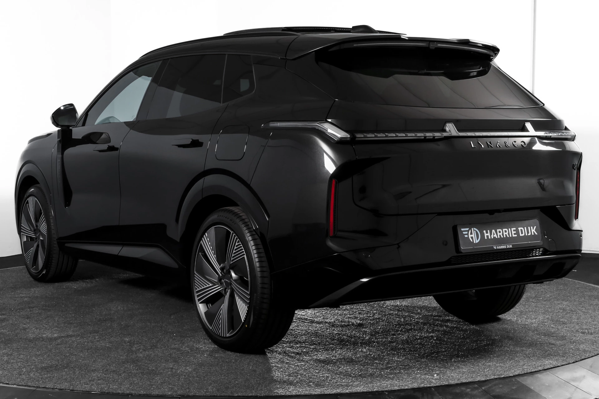 Hoofdafbeelding Lynk & Co 08