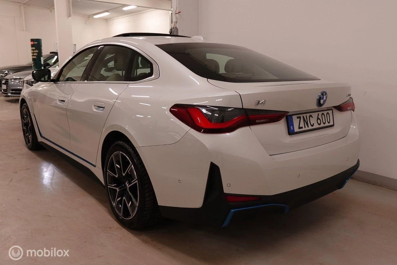 Hoofdafbeelding BMW i4