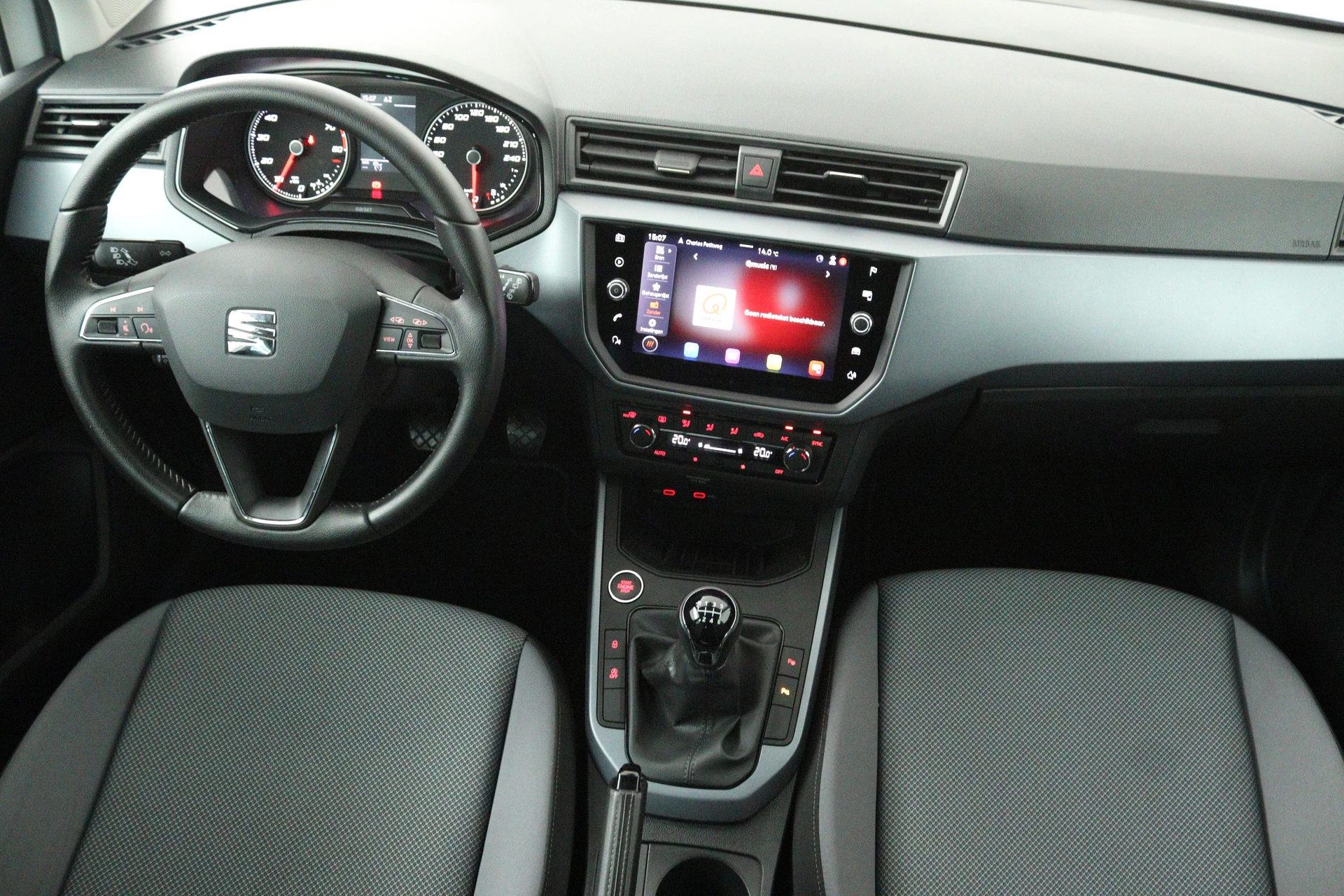 Hoofdafbeelding SEAT Arona