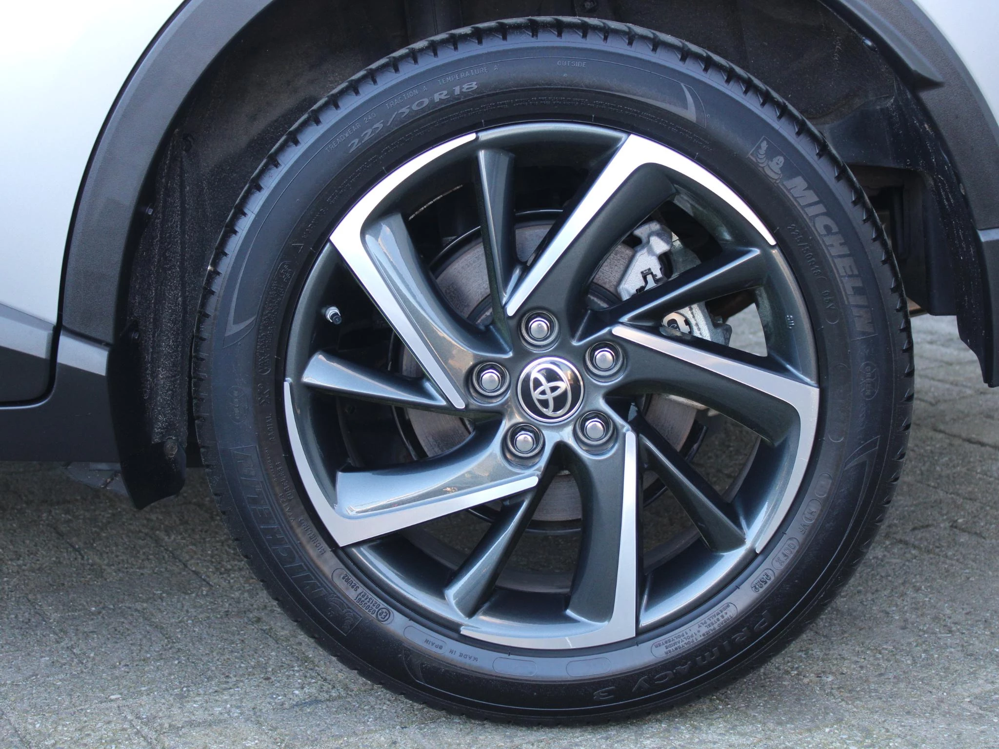 Hoofdafbeelding Toyota C-HR