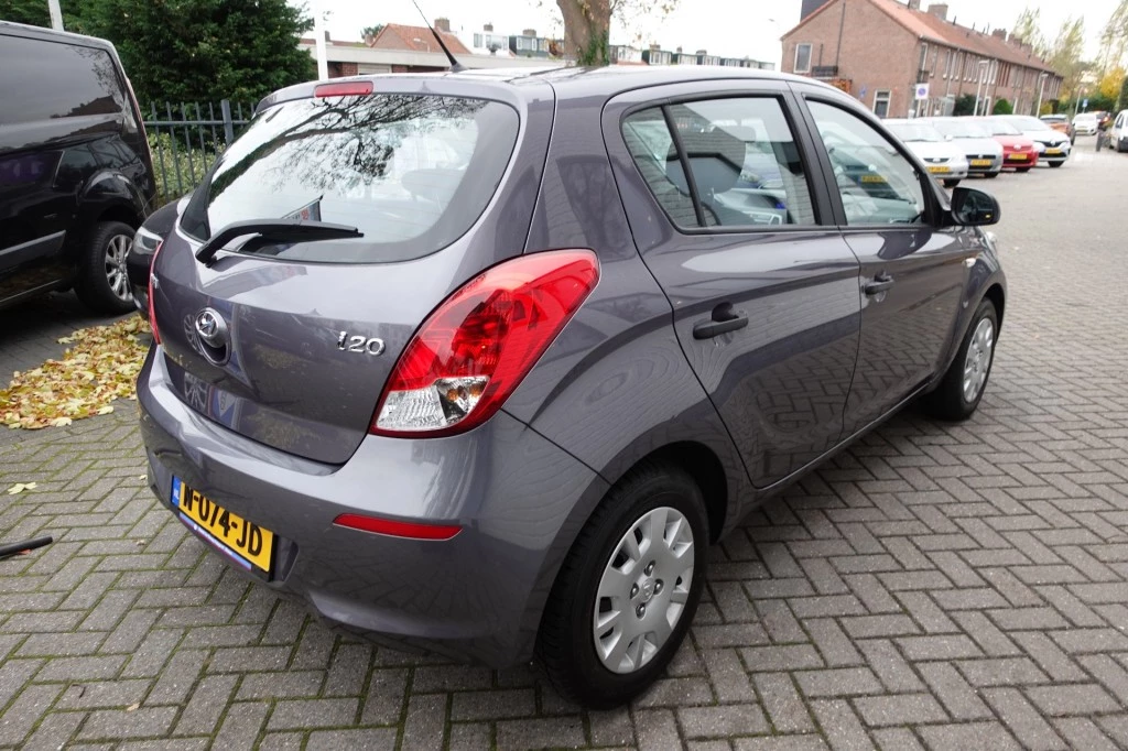 Hoofdafbeelding Hyundai i20