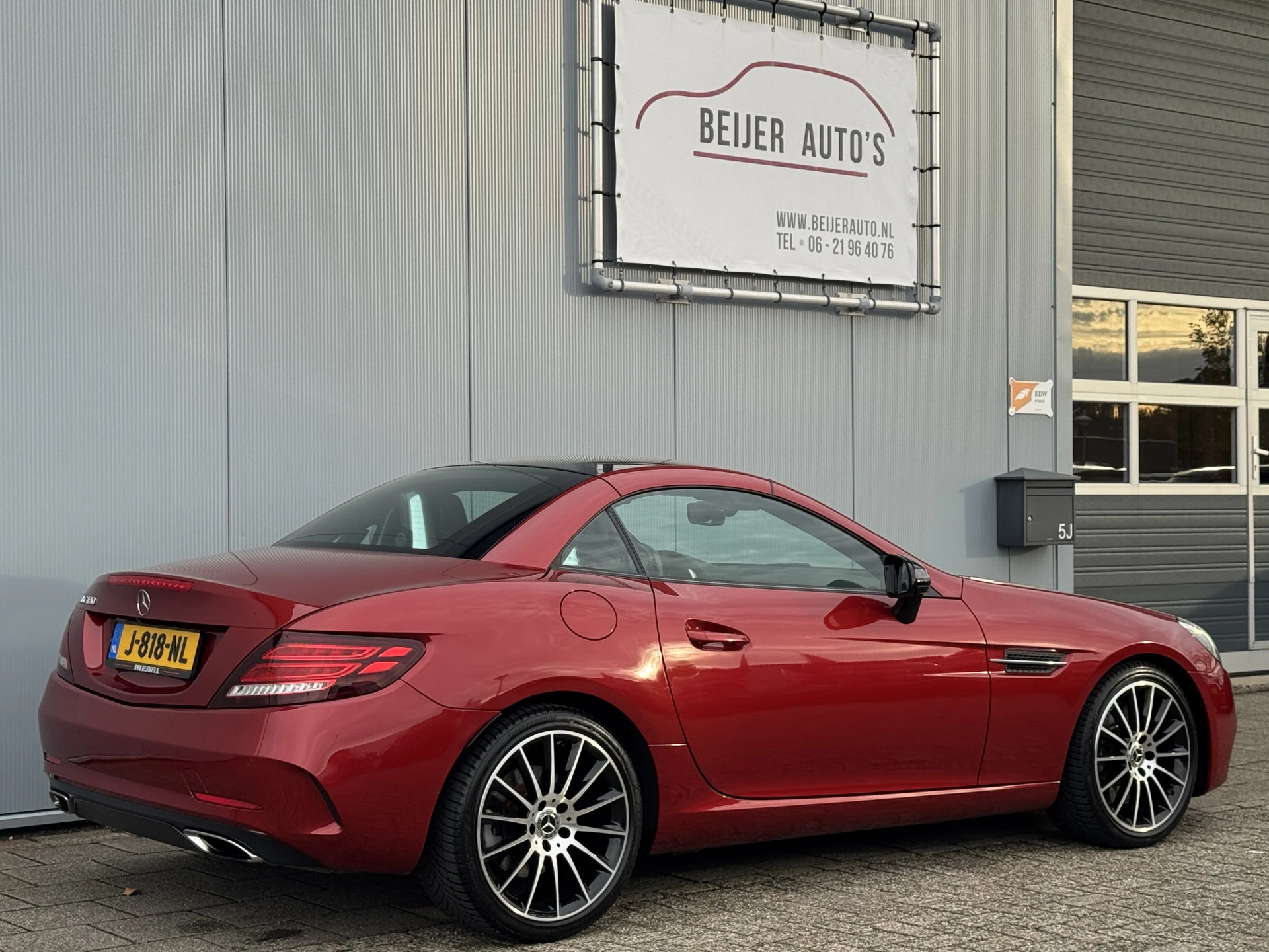 Hoofdafbeelding Mercedes-Benz SLC