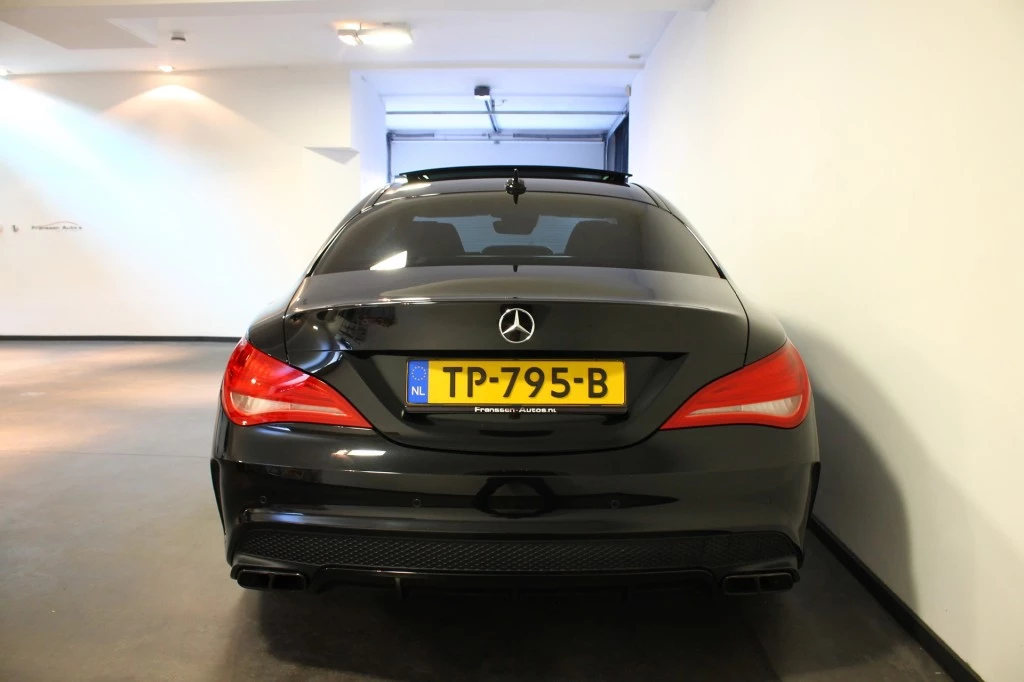 Hoofdafbeelding Mercedes-Benz CLA