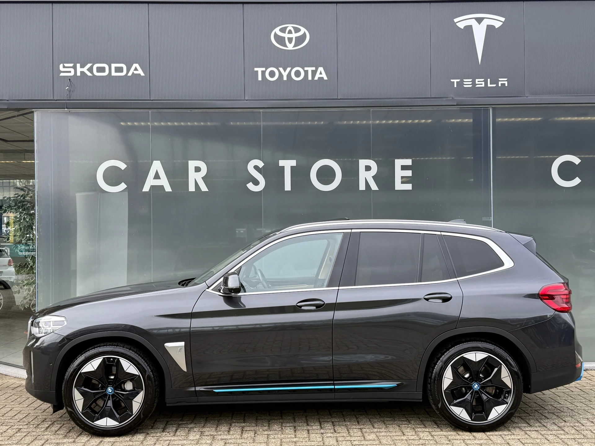 Hoofdafbeelding BMW iX3