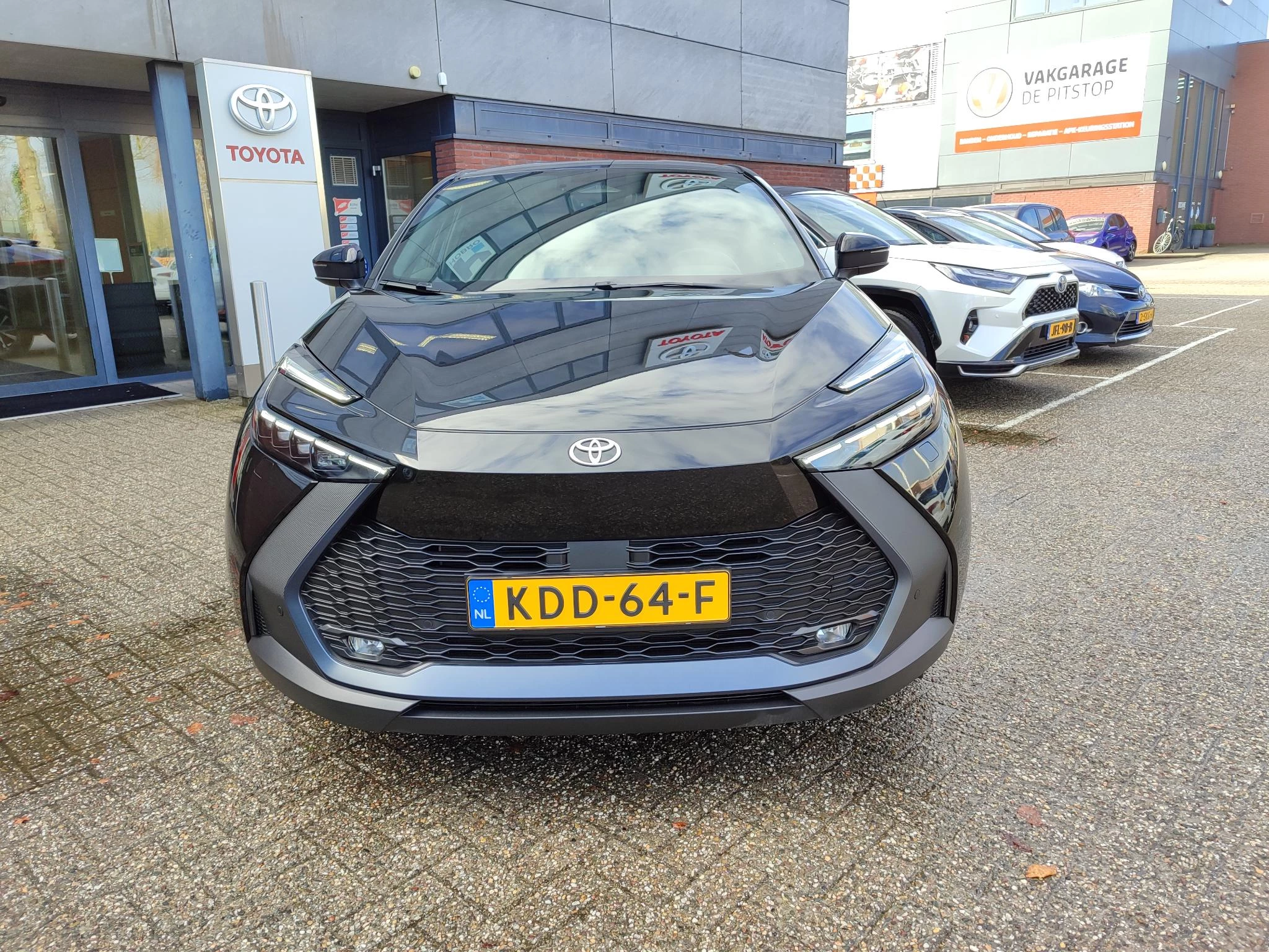 Hoofdafbeelding Toyota C-HR