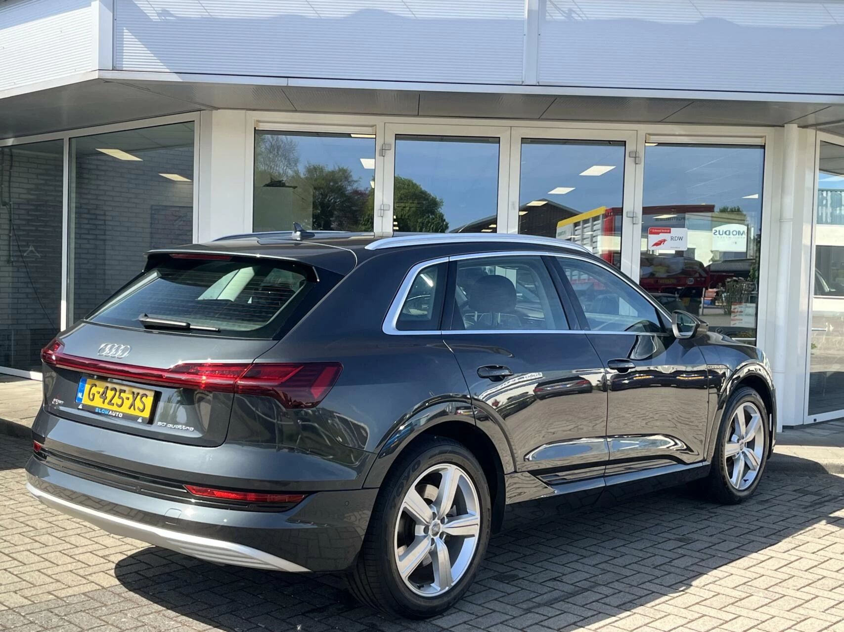 Hoofdafbeelding Audi e-tron