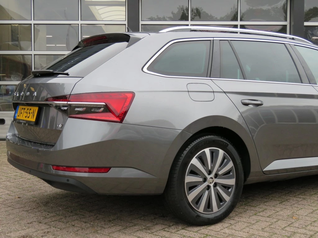 Hoofdafbeelding Škoda Superb