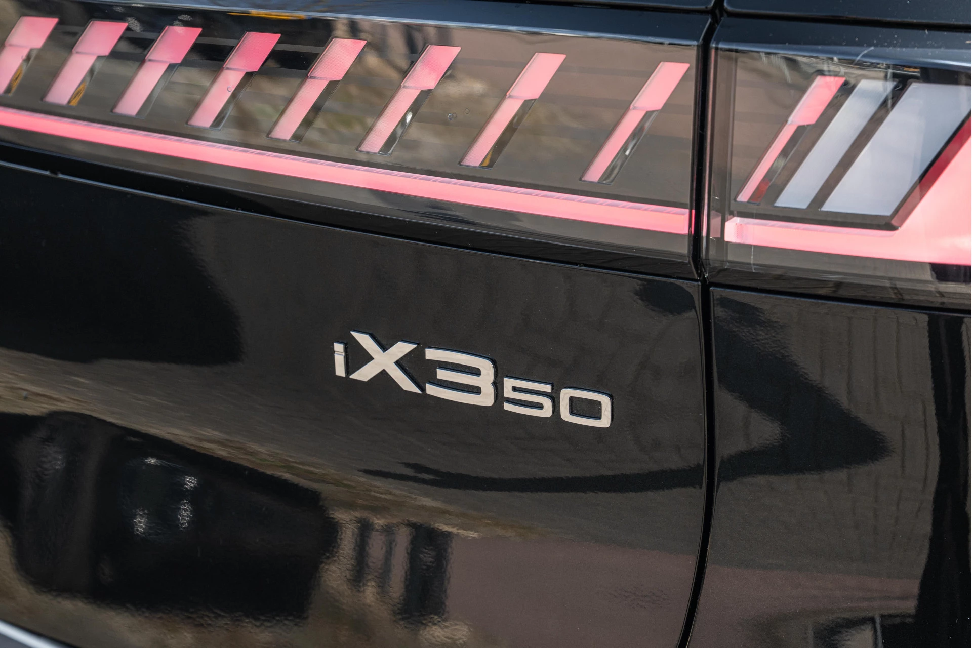 Hoofdafbeelding BMW iX3