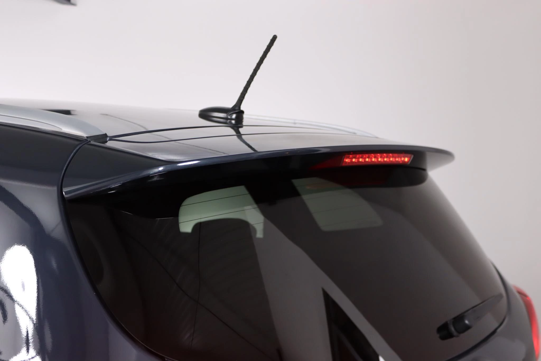 Hoofdafbeelding Kia Carens