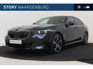 Hoofdafbeelding BMW i5 BMW i5 eDrive40 M Sport / Adaptieve LED / Parking Assistant Plus / Comfort Access / Stoelventilatie / M Sportonderstel / Live Cockpit Professional