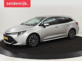 Hoofdafbeelding Toyota Corolla Toyota Corolla 1.8 Hybrid Business Intro |  Stoel & stuurverwarming | Camera | Adaptive cruise | Full LED | Keyless | Climate control