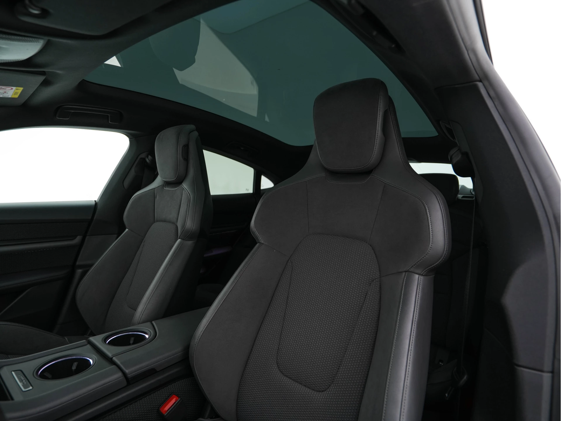 Hoofdafbeelding Porsche Taycan