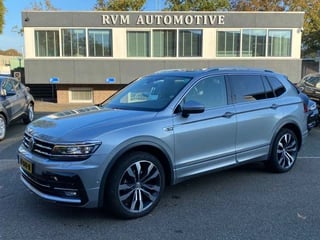 Hoofdafbeelding Volkswagen Tiguan Allspace Volkswagen Tiguan Allspace 1.5 TSI Highline Business R | ORIG. NL. NAP KM. | 7 PERSOONS | PANO | TREKHAAK