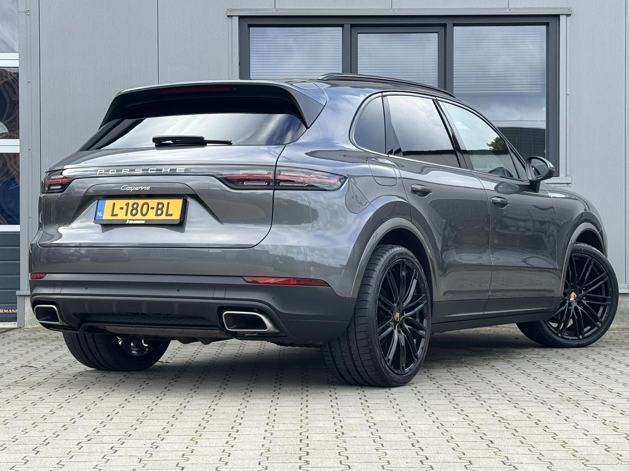 Hoofdafbeelding Porsche Cayenne