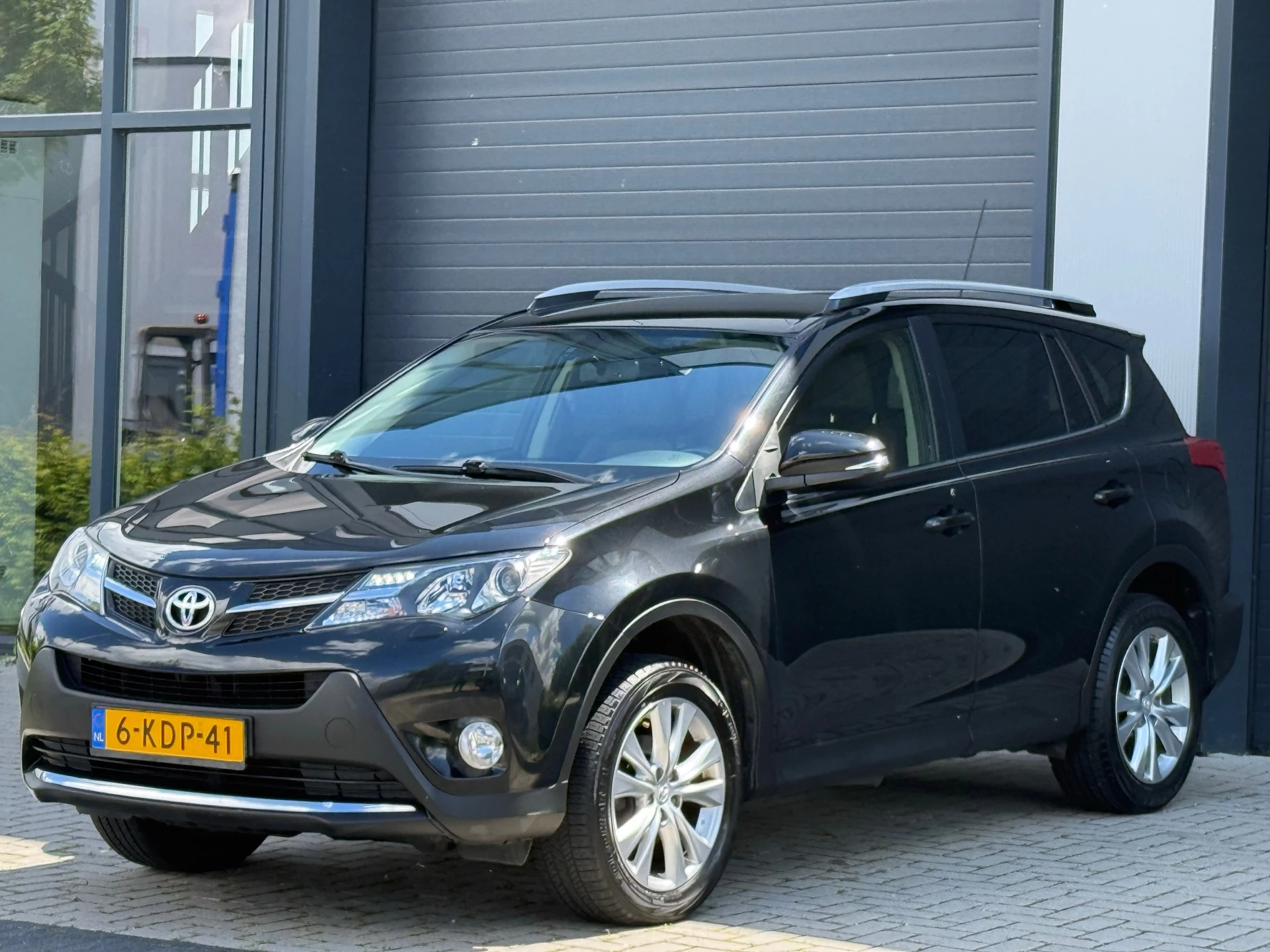Hoofdafbeelding Toyota RAV4