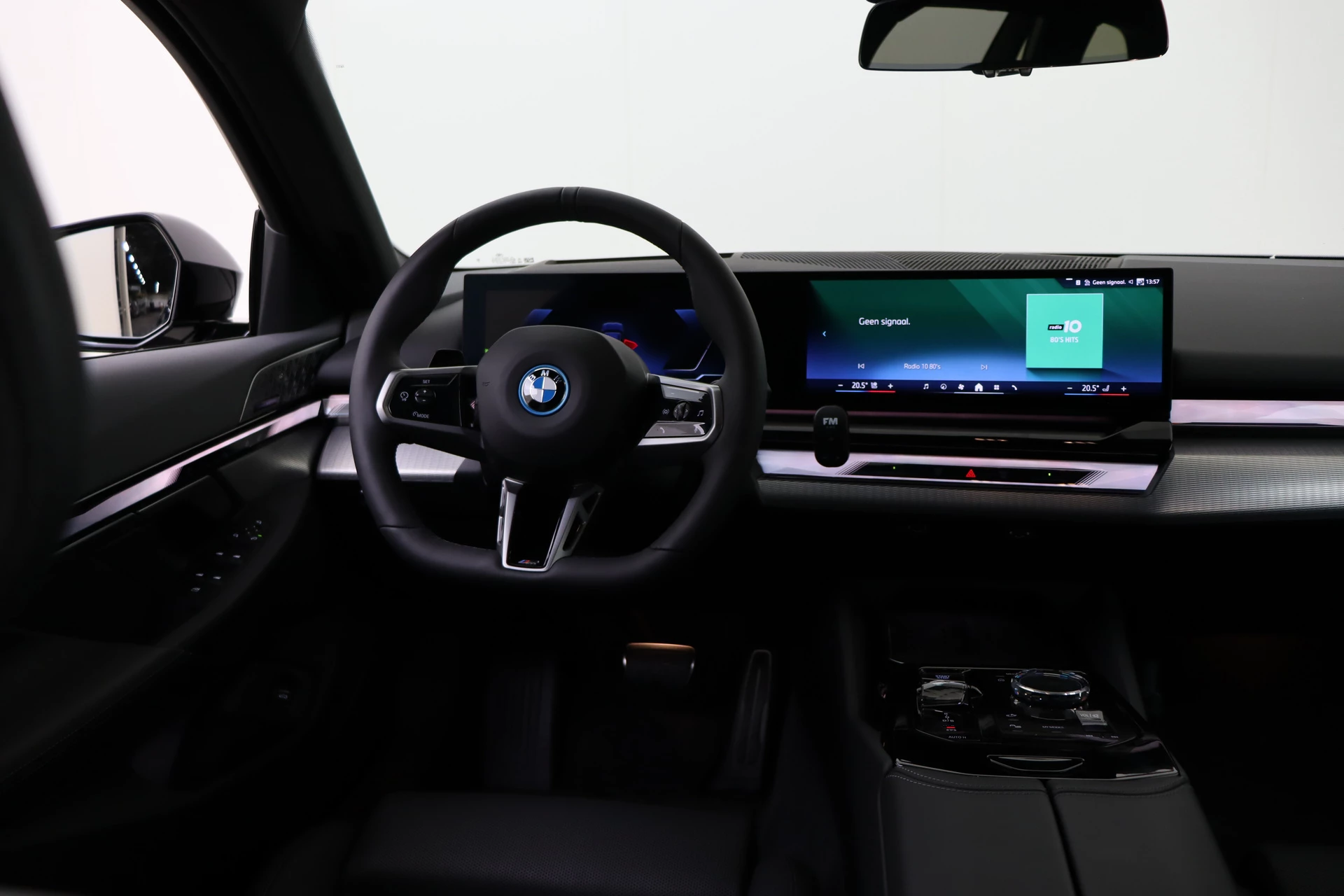 Hoofdafbeelding BMW i5