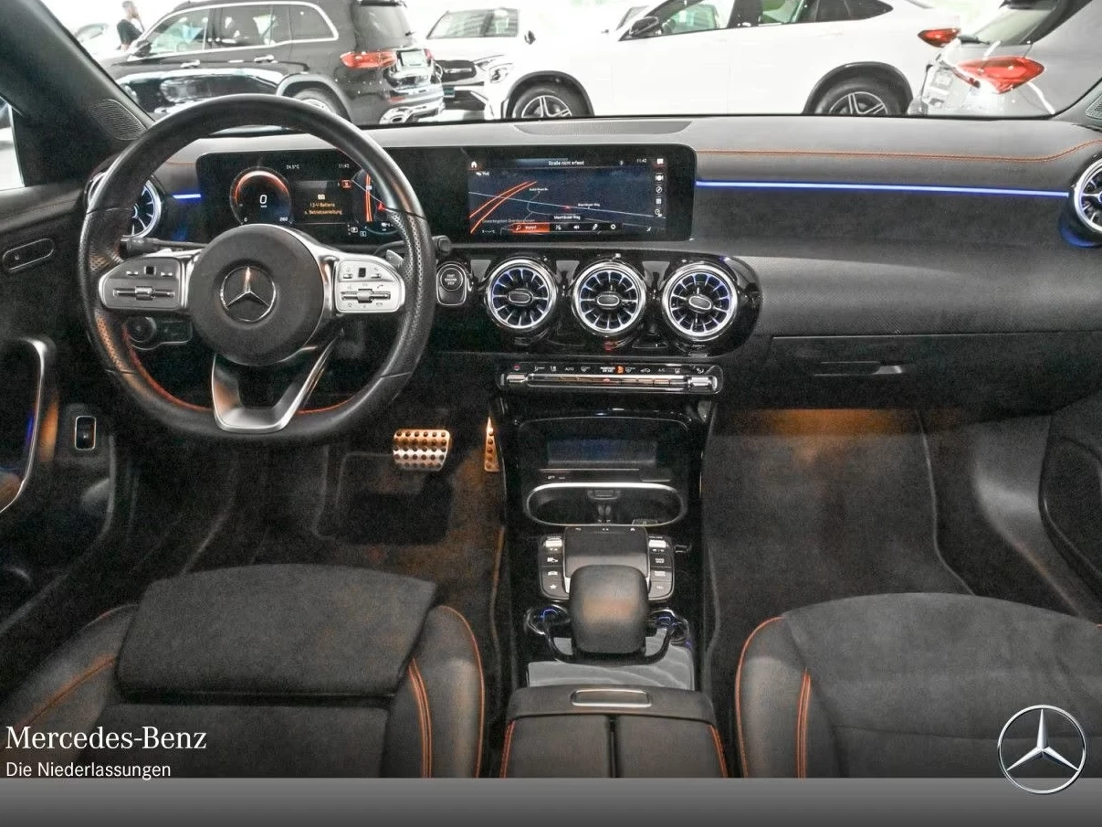 Hoofdafbeelding Mercedes-Benz CLA