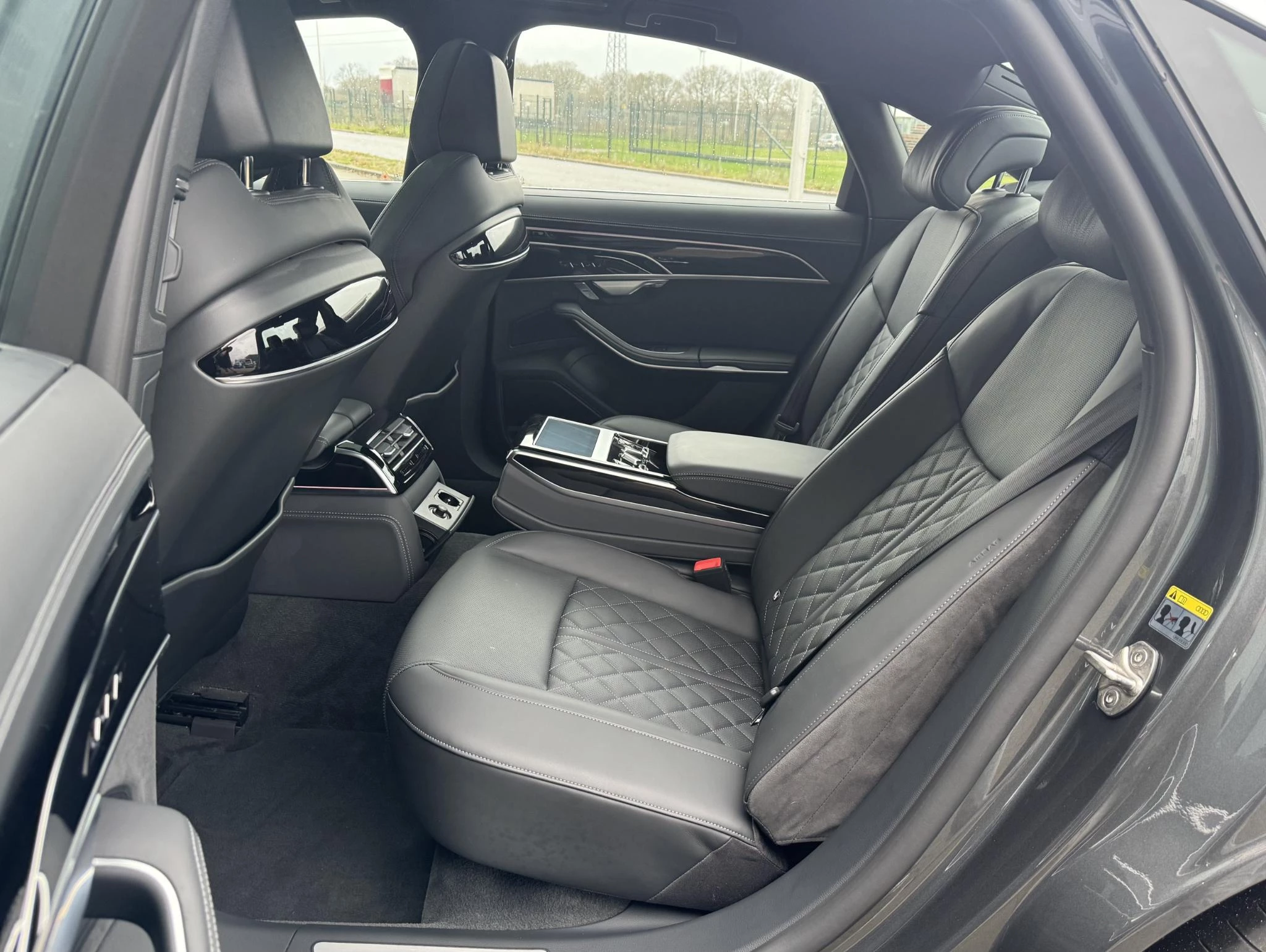 Hoofdafbeelding Audi A8