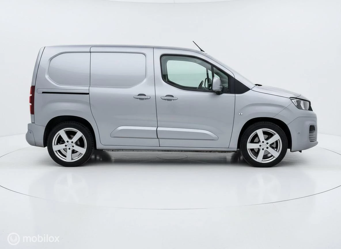 Hoofdafbeelding Peugeot Partner