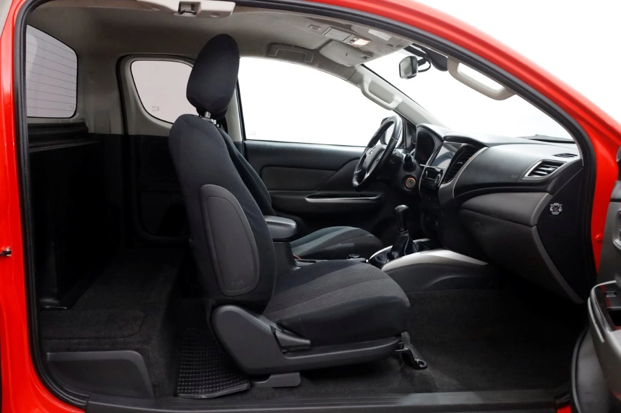 Hoofdafbeelding Mitsubishi L200