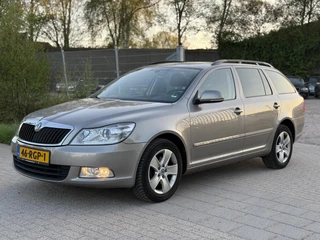Hoofdafbeelding Škoda Octavia Skoda Octavia Combi 1.2 TSI Ambition Business Line