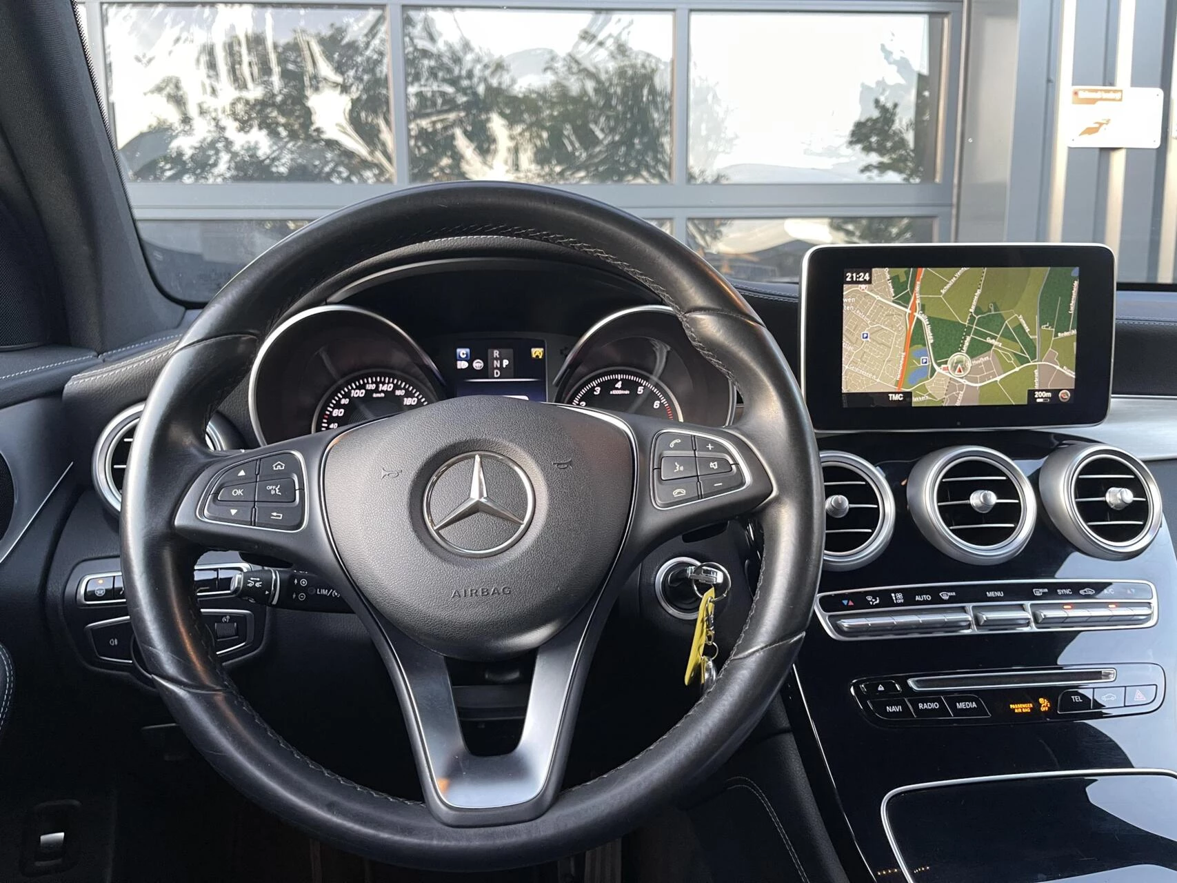 Hoofdafbeelding Mercedes-Benz GLC