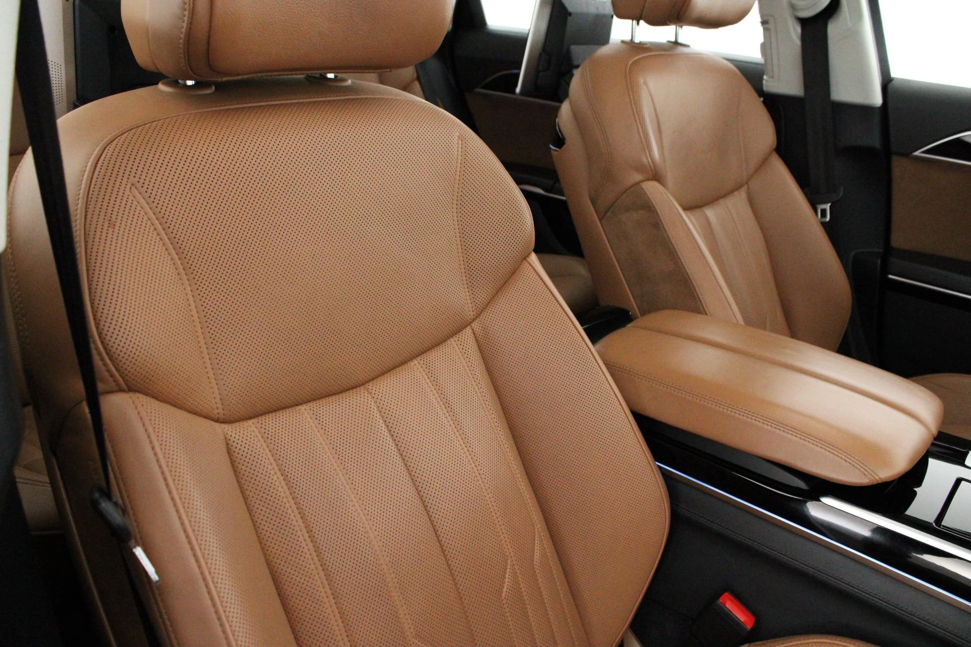 Hoofdafbeelding Audi A8