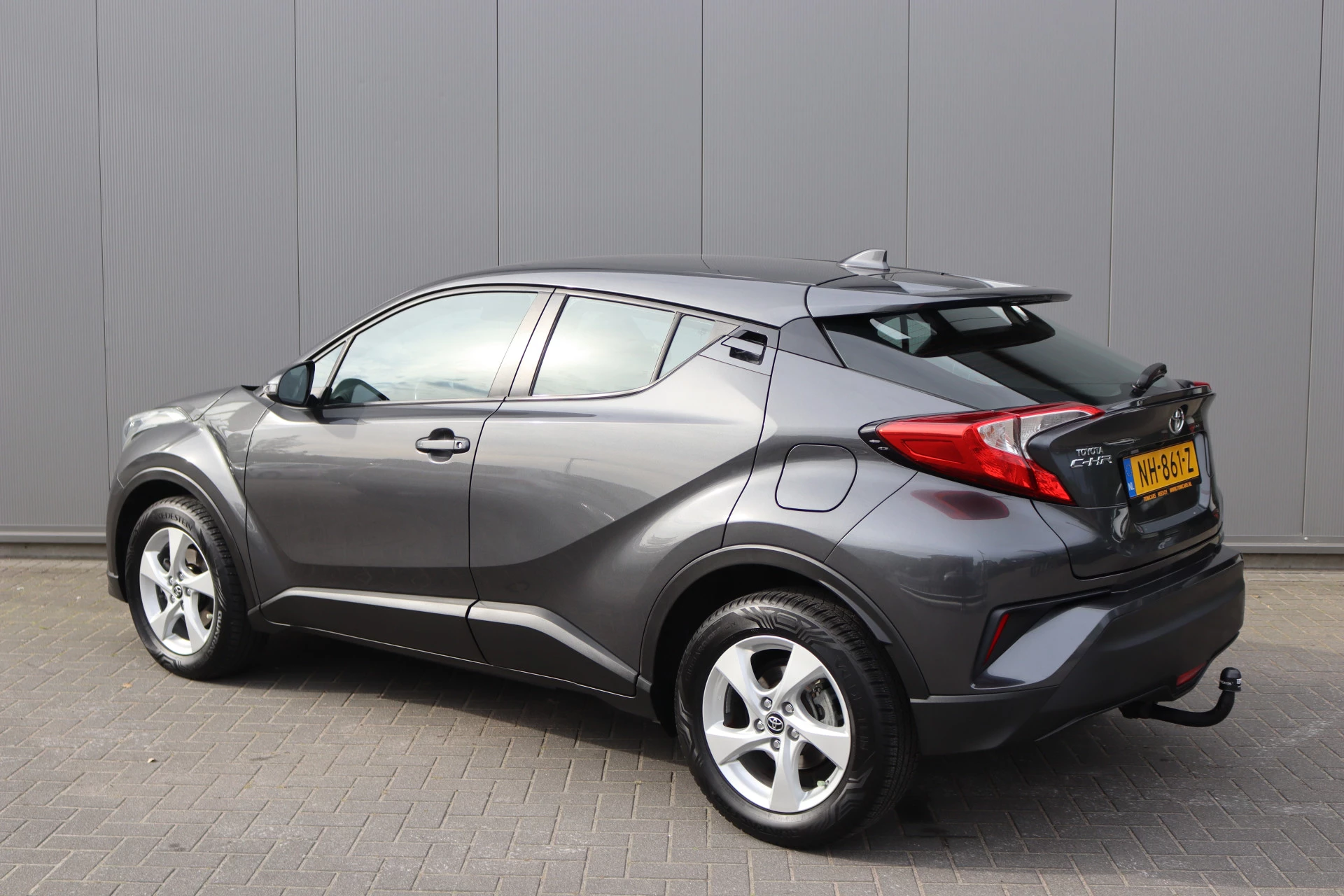 Hoofdafbeelding Toyota C-HR