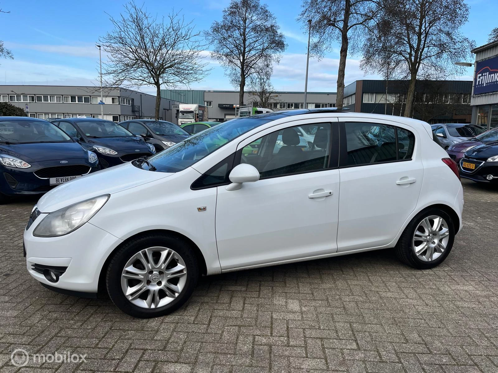 Hoofdafbeelding Opel Corsa