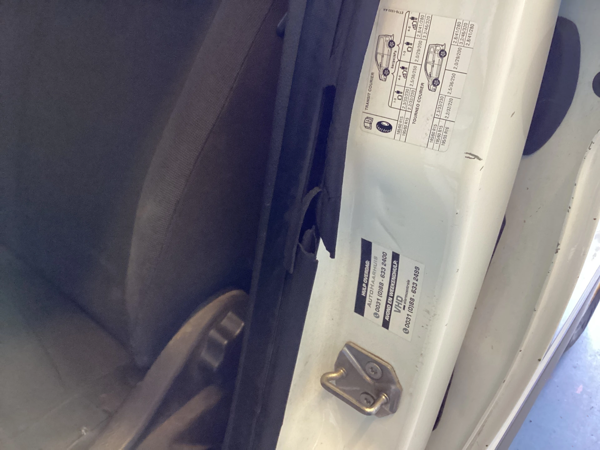 Hoofdafbeelding Ford Transit Courier