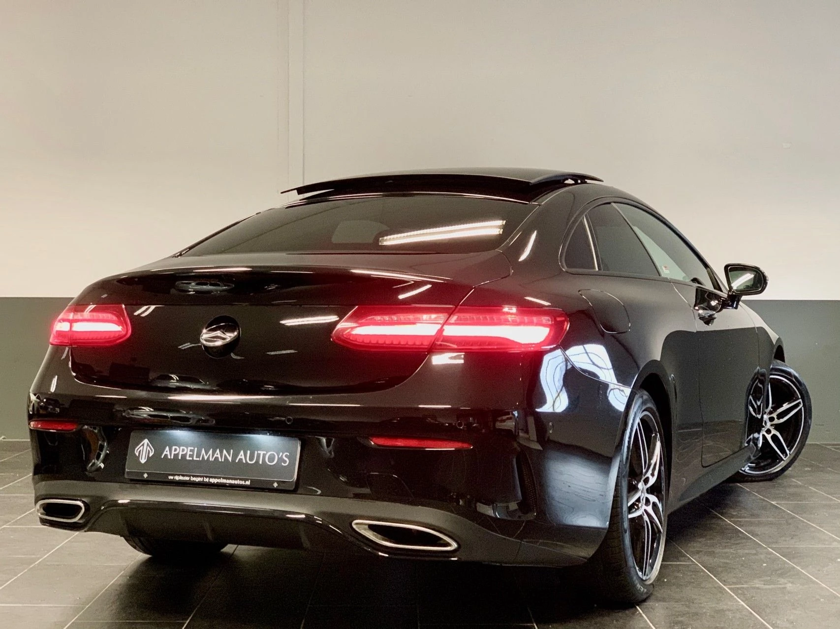 Hoofdafbeelding Mercedes-Benz E-Klasse