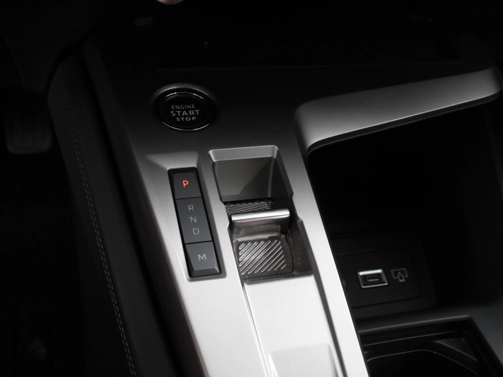 Hoofdafbeelding Peugeot 408