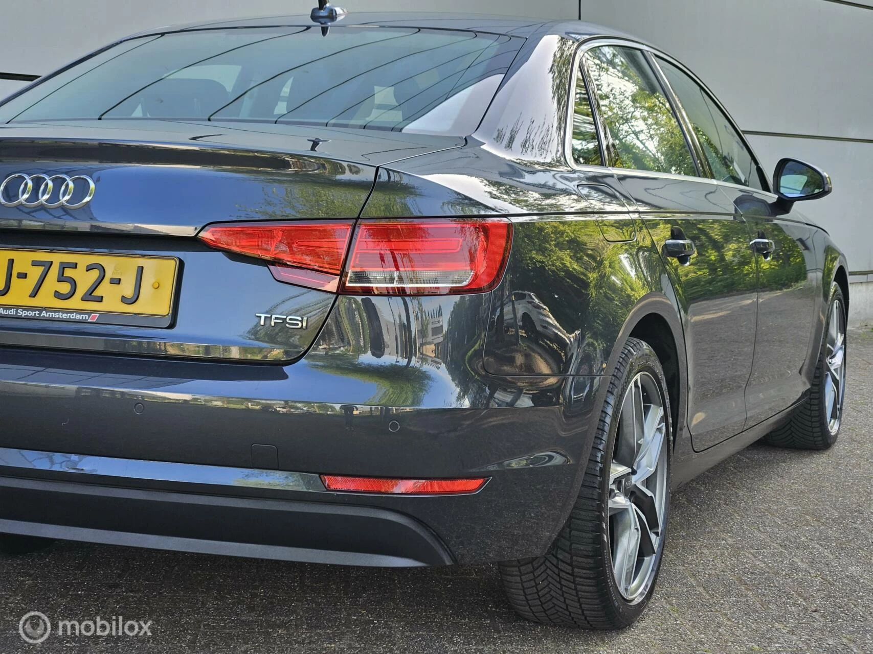 Hoofdafbeelding Audi A4