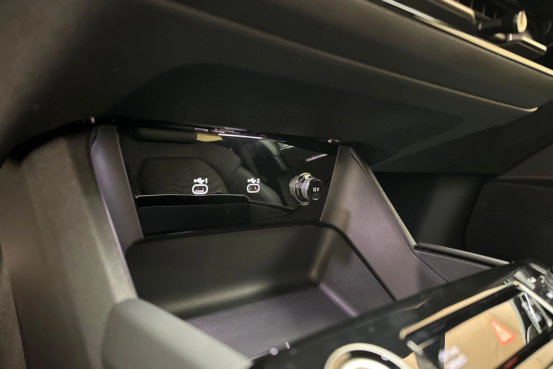 Hoofdafbeelding Audi A6 Avant e-tron