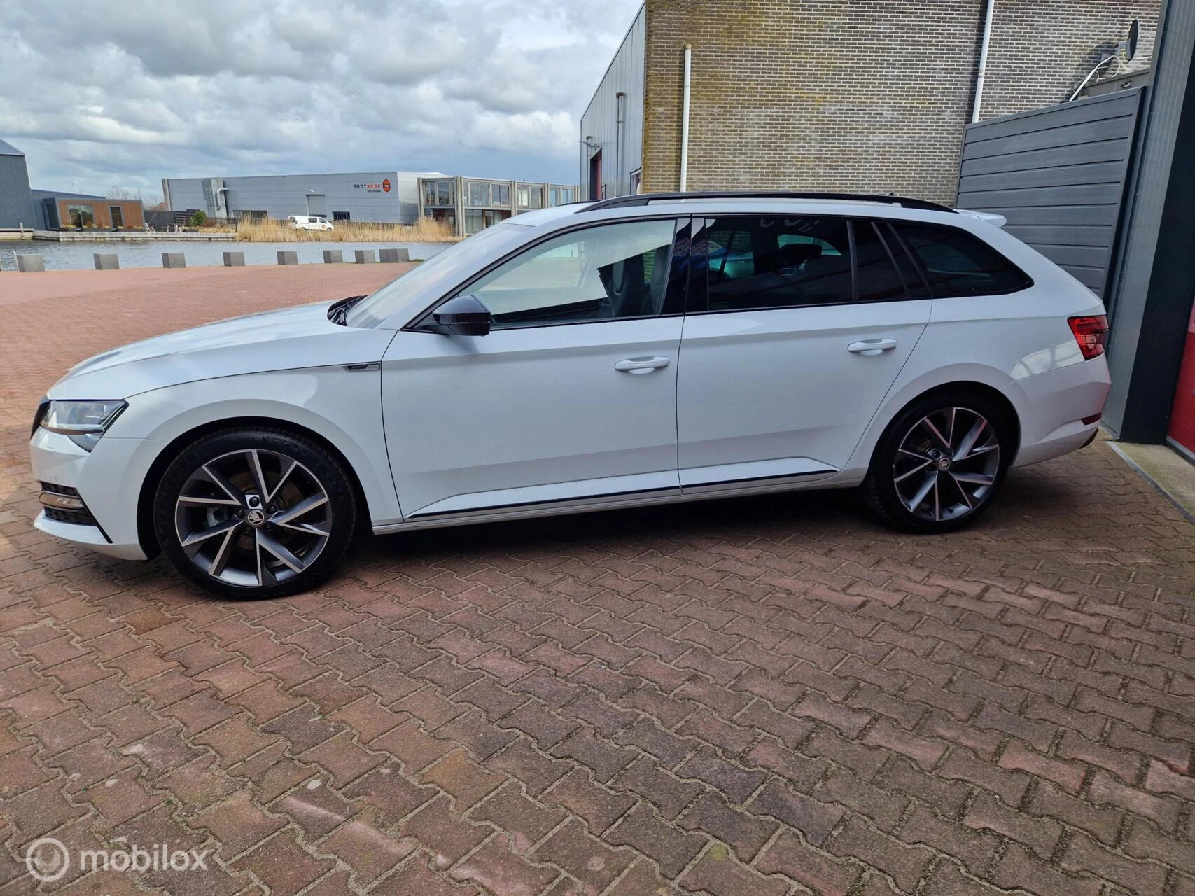 Hoofdafbeelding Škoda Superb