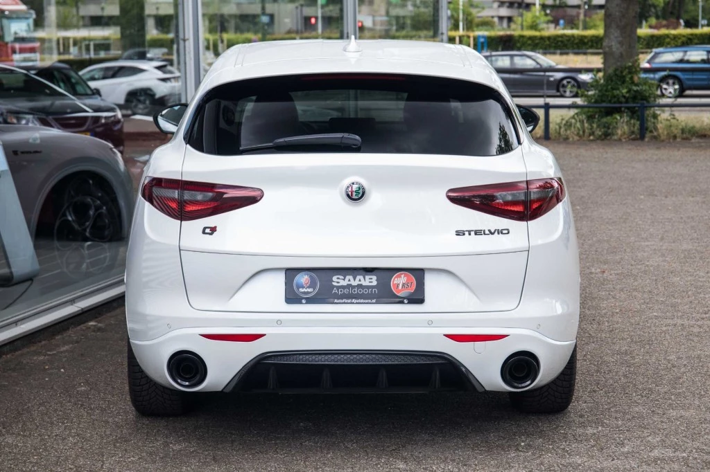 Hoofdafbeelding Alfa Romeo Stelvio