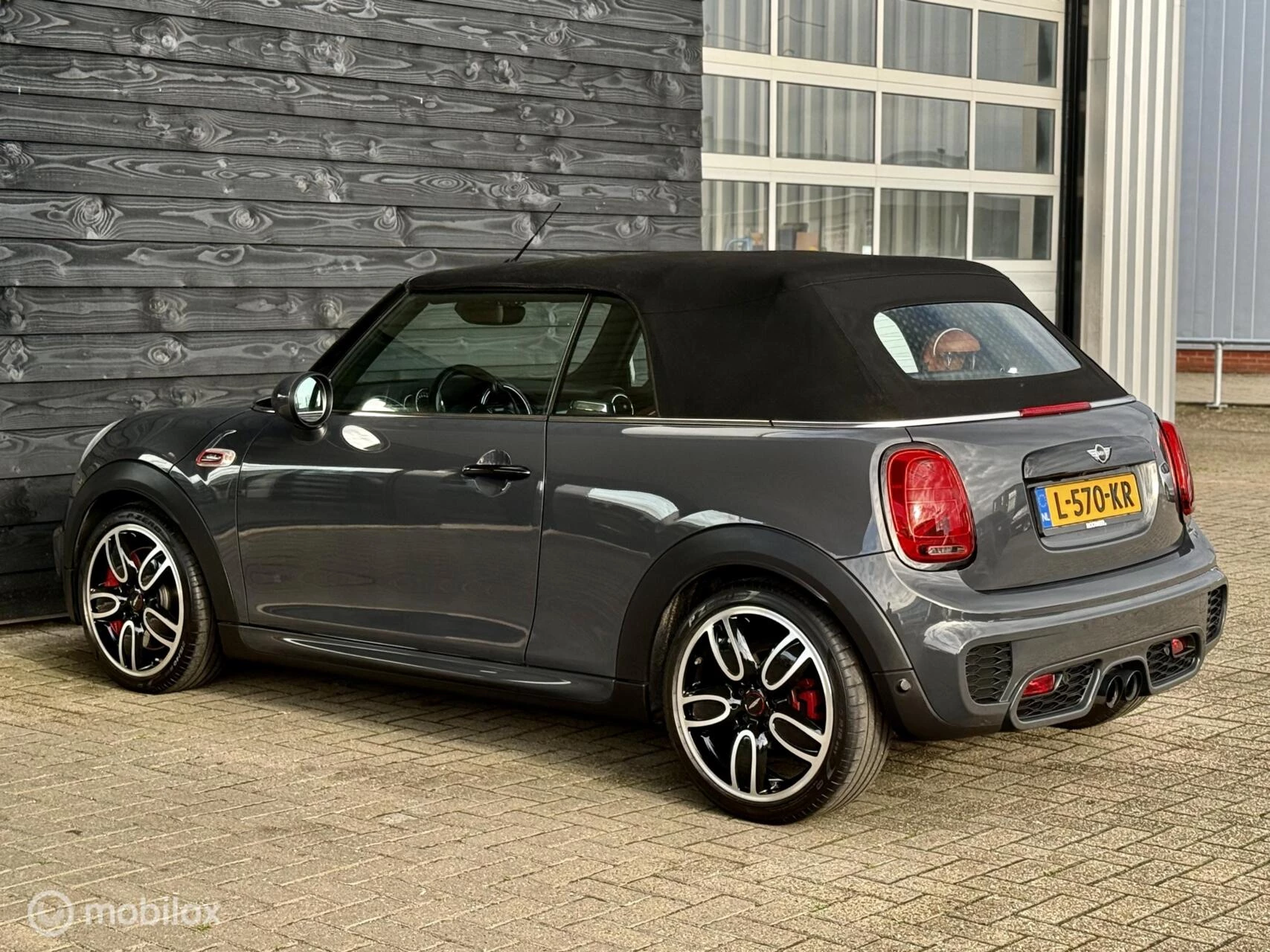 Hoofdafbeelding MINI Cooper Cabrio