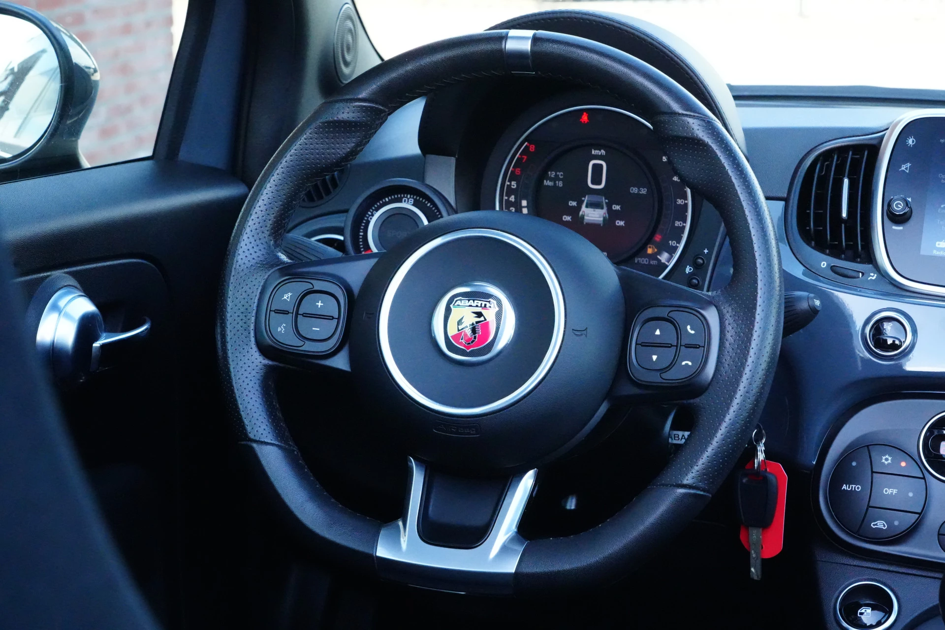 Hoofdafbeelding Fiat 500C
