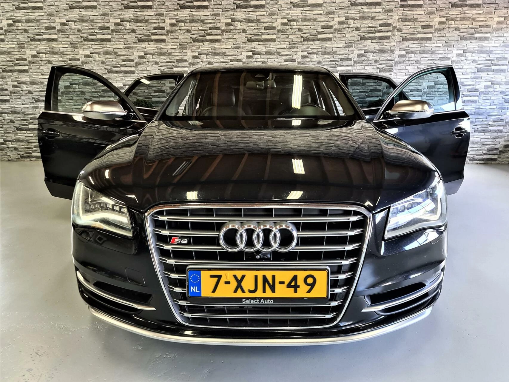 Hoofdafbeelding Audi S8