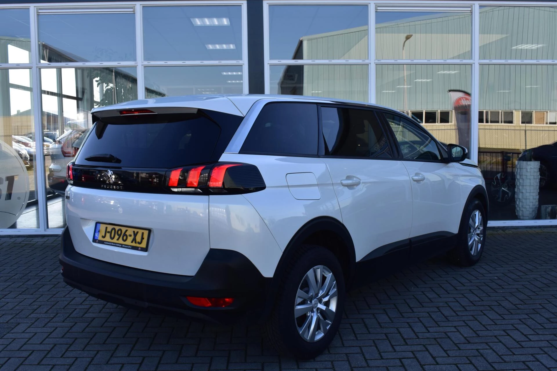Hoofdafbeelding Peugeot 5008