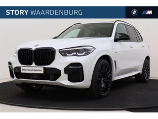 BMW X5 xDrive45e High Executive M Sport Automaat / Panoramadak / Trekhaak / M Multifunctionele Stoelen / Head-Up / Adaptieve LED / Parking Assistant Plus / Comfort Access