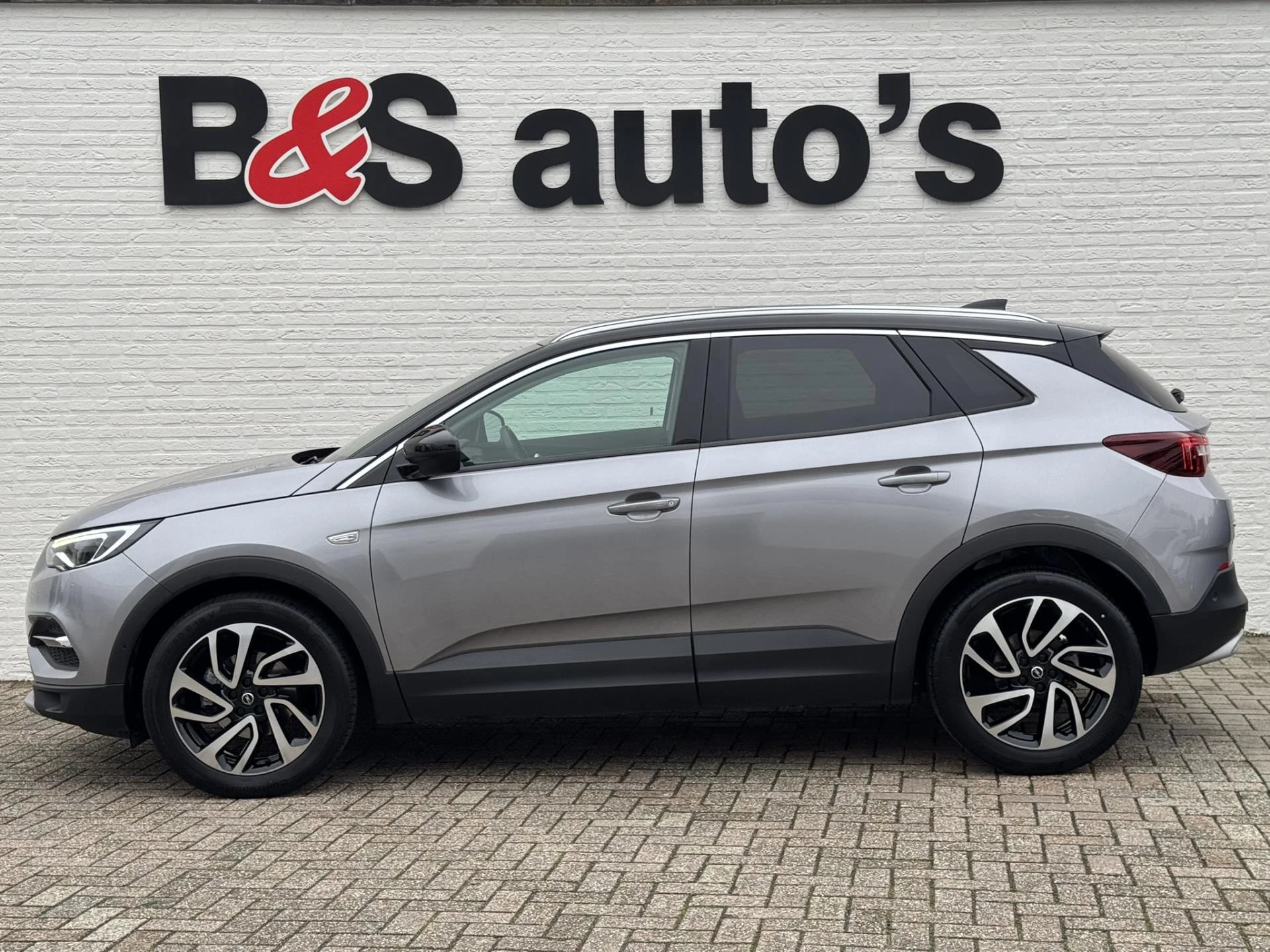 Hoofdafbeelding Opel Grandland X