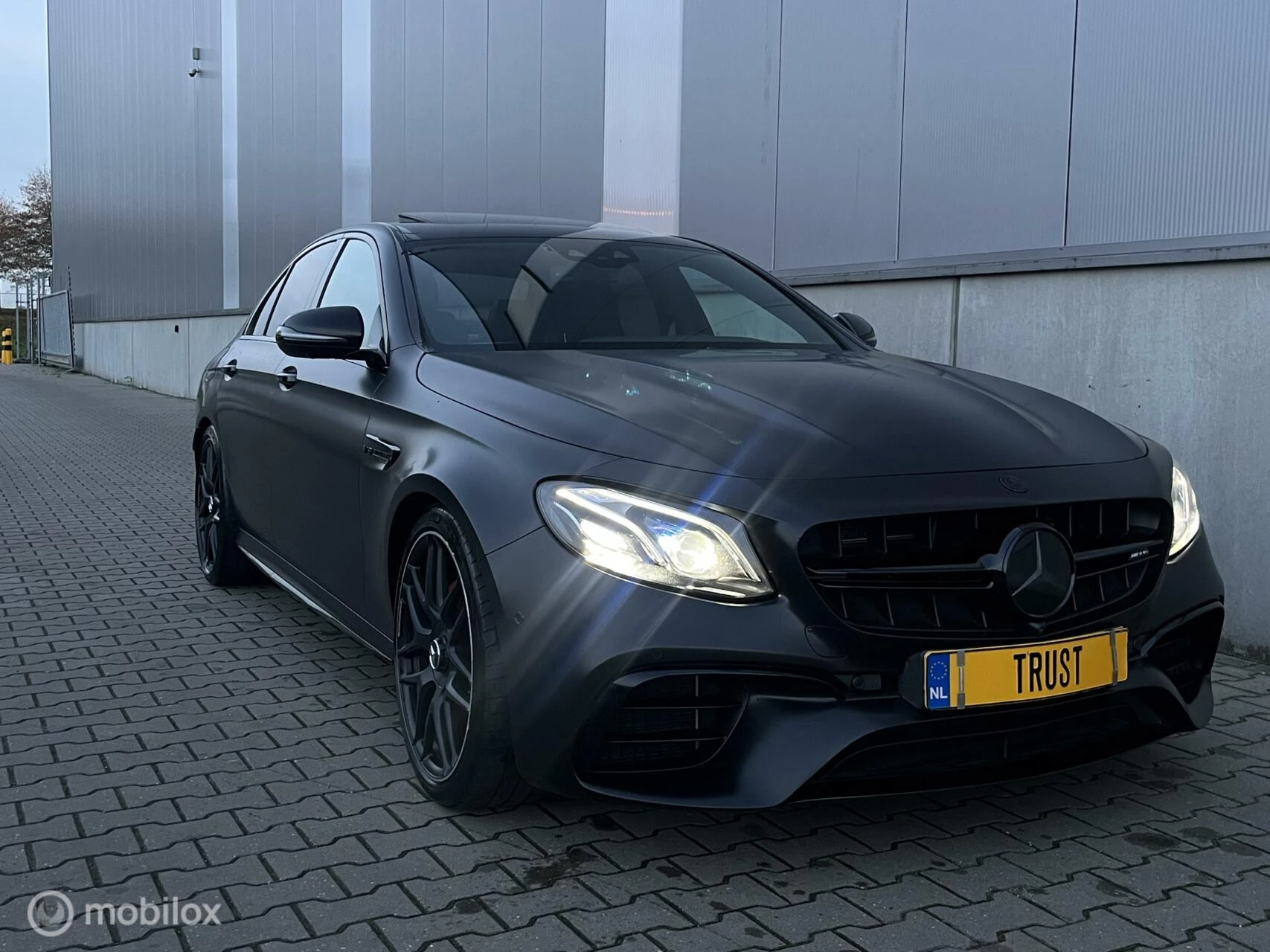 Hoofdafbeelding Mercedes-Benz E-Klasse