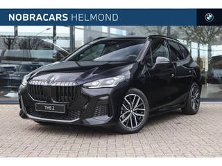 BMW 2 Serie Active Tourer 220i M Sport Automaat / Panoramadak / Trekhaak / Sportstoelen / M Adaptief onderstel / Comfort Access / Adaptieve LED / Stuurverwarming