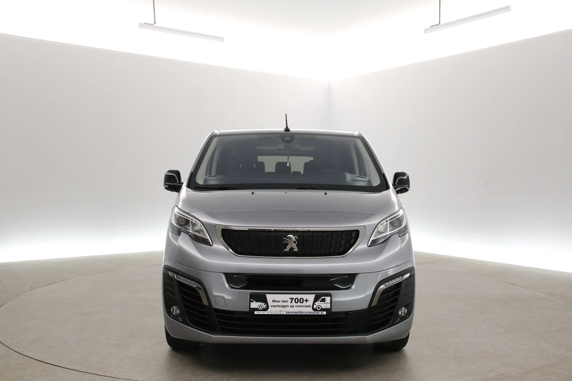 Hoofdafbeelding Peugeot e-Traveller